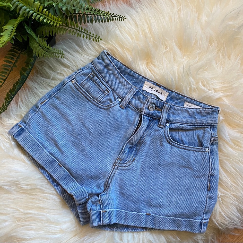 PacSun Amber Denim Mom Short